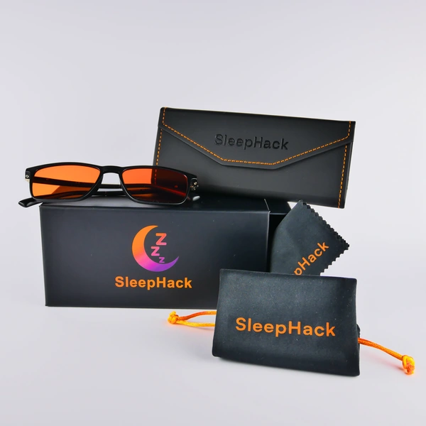 Zestaw SleepHack Edge Classic Night: okulary, pudełko, twarde i miękkie etui oraz ściereczka